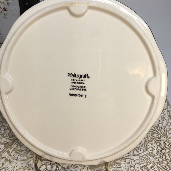 Pfaltzgraff Cheese Tray with Slicer Winterberry Christmas Holiday Winter Party - Picture 6 of 9